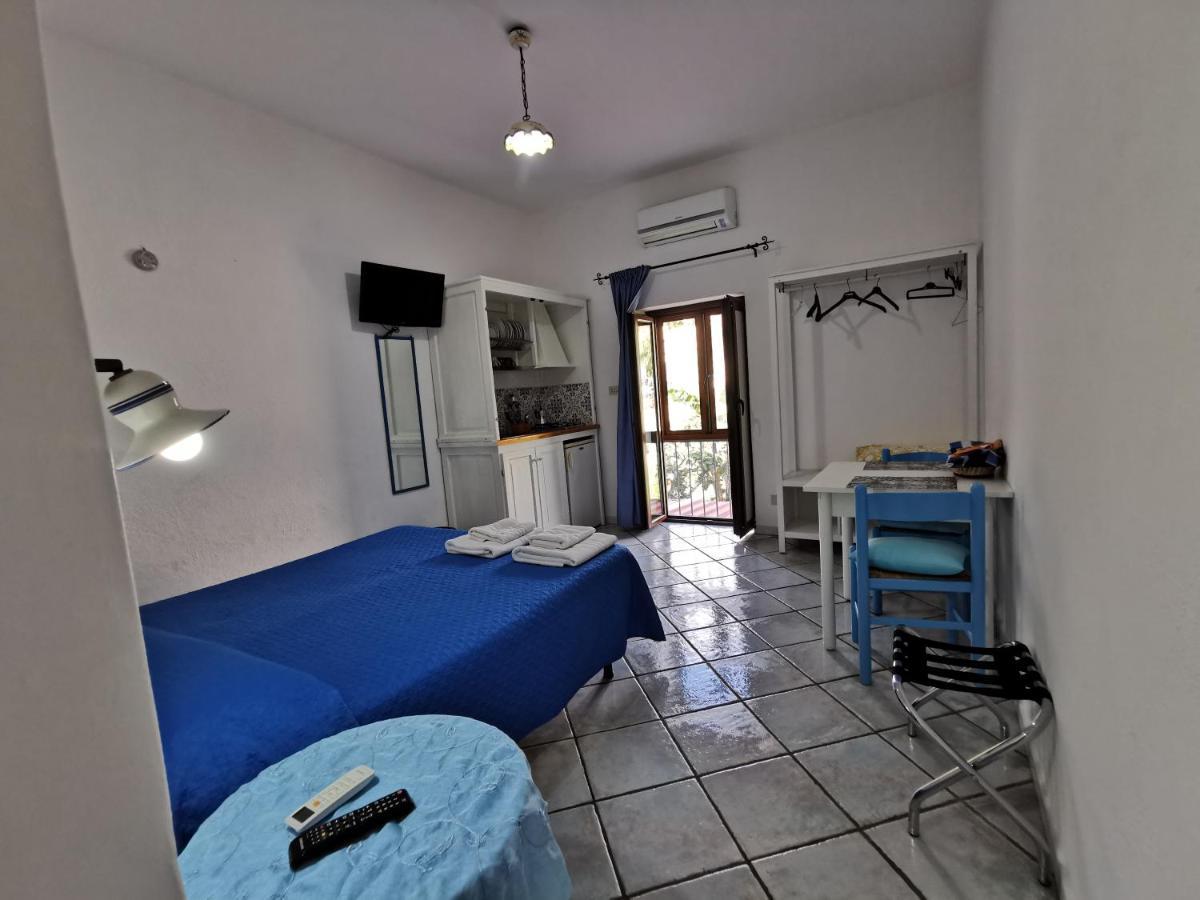 Lo Nardo Accommodation Lípara Exterior foto
